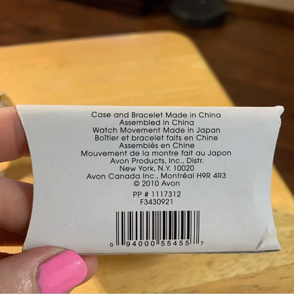 Avon perfect two tone watch delicate cuff NIB - Picture 2 of 5